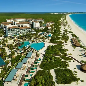 Dreams Playa Mujeres Golf & Cancún